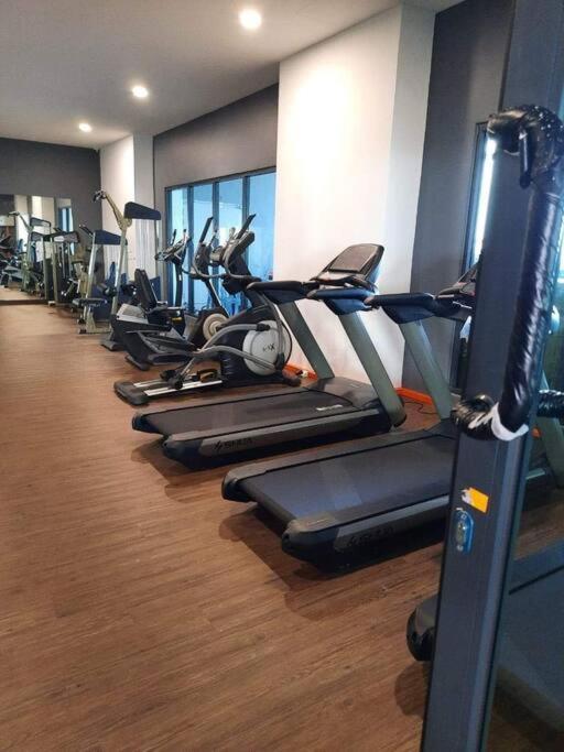 Hidayah Homestay Near Ukm And Ktm Station With High Speed Wifi - Pool & River View Банги Экстерьер фото