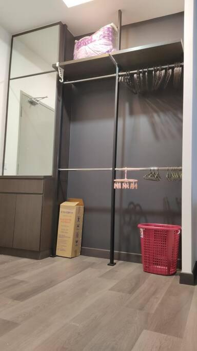 Hidayah Homestay Near Ukm And Ktm Station With High Speed Wifi - Pool & River View Банги Экстерьер фото