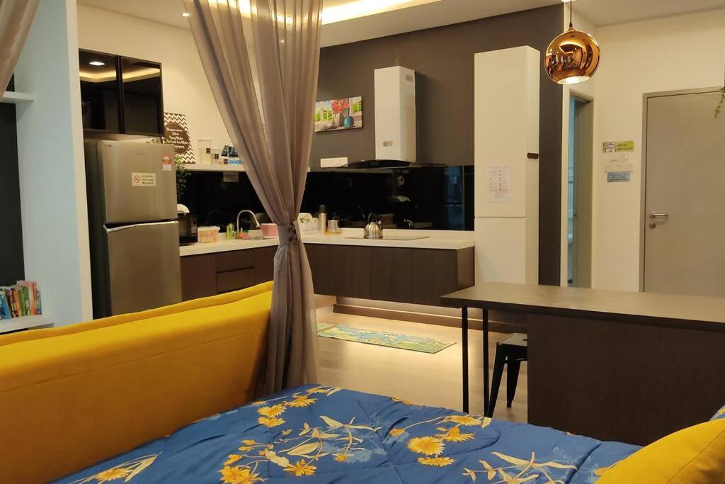 Hidayah Homestay Near Ukm And Ktm Station With High Speed Wifi - Pool & River View Банги Экстерьер фото