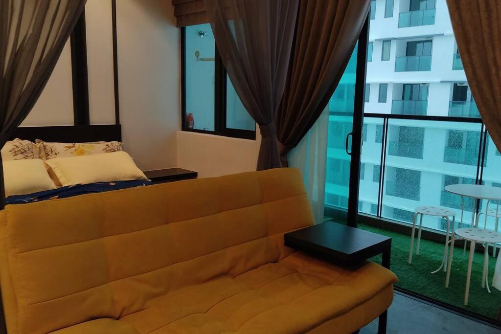 Hidayah Homestay Near Ukm And Ktm Station With High Speed Wifi - Pool & River View Банги Экстерьер фото